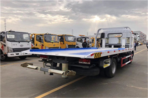 新丰汽车救援补胎